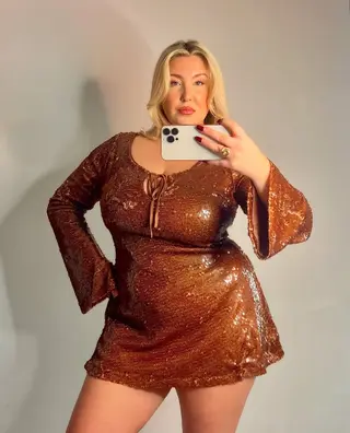 Florence Clara photo 12 — Model, Chubby
