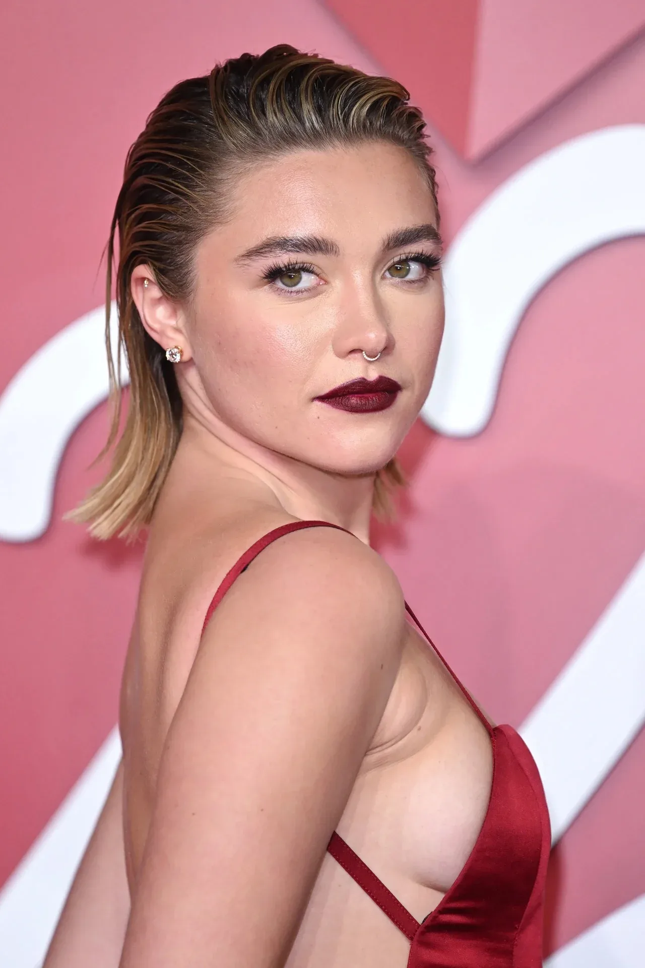 Florence Pugh photo 11 — Caucasian, Activist, Actress, Influencer, Musician (former), YouTuber