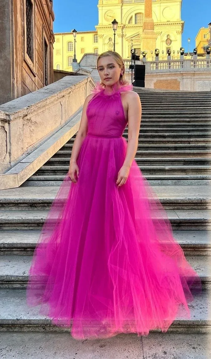 Florence Pugh photo 5 — Caucasian, Activist, Actress, Influencer, Musician (former), YouTuber