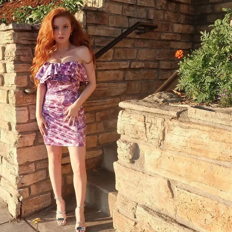 Francesca Capaldi photo 10 — Brown, Caucasian
