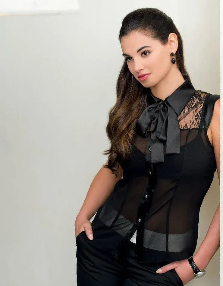 Francesca Chillemi photo 4 — Brown, Caucasian