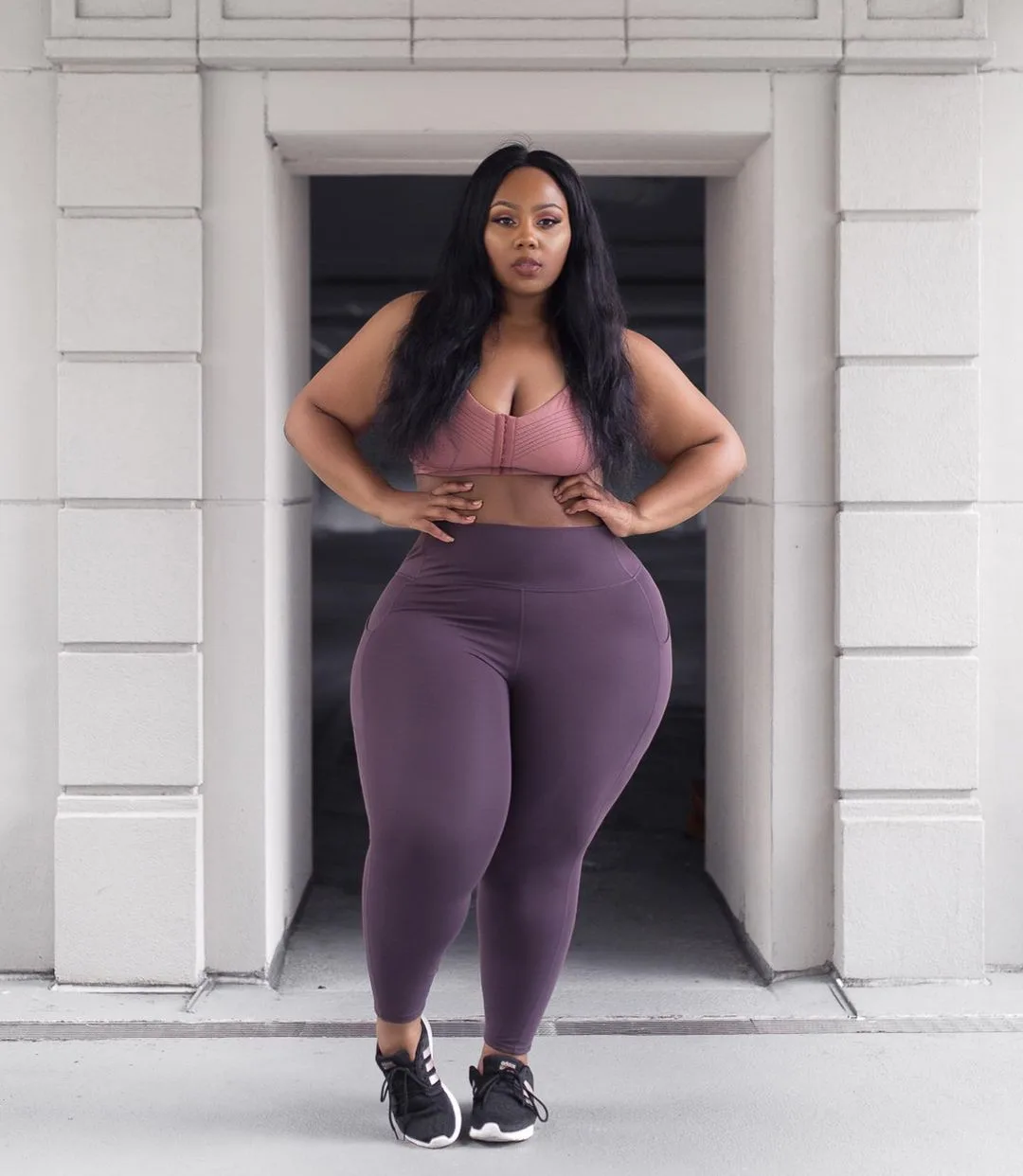 Francie Maupin photo 8 — Black, Chubby