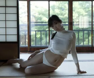 Fumina Suzuki photo 7 — Japanese, Black