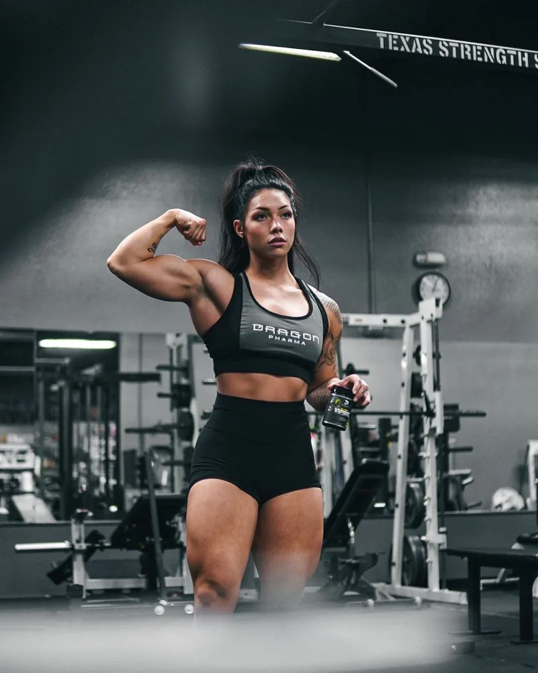Gabby Fortune photo 4 — Brown, Latin