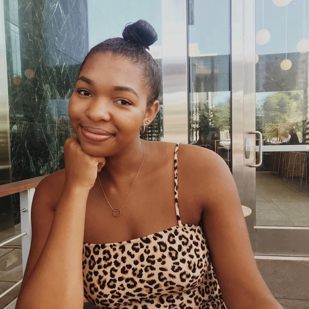 Gabby McCaa photo 2 — Brown
