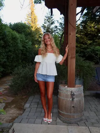 Gabi Bailey photo 14 — Blonde, Caucasian