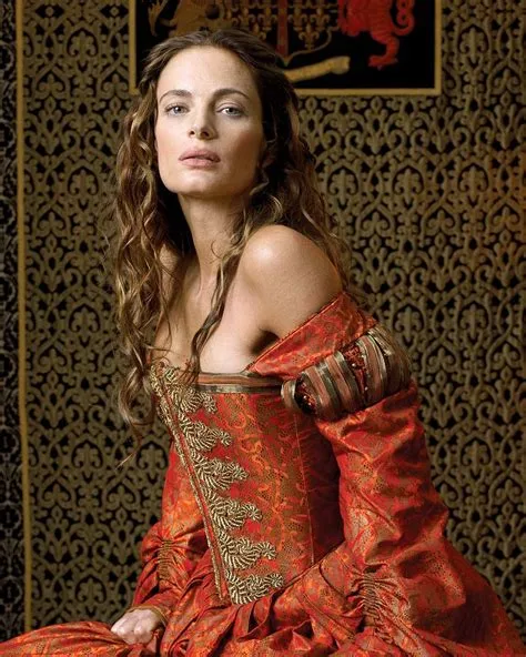 Gabrielle Anwar photo 13 — British, Brown