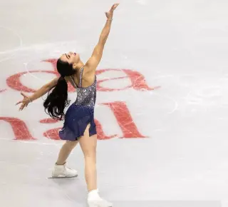 Gabrielle Daleman photo 5 — Caucasian, Sportswoman: Figure Skater
