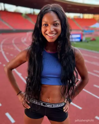 Gabrielle Thomas photo 14 — Black, Athletic