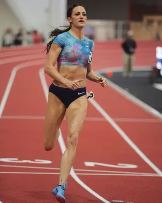Georganne Moline photo 9 — American, Athletic