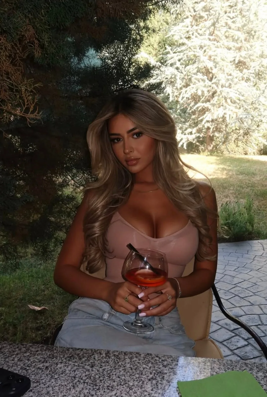 Gerta Fetahu photo 5 — Influencer, Albanian), (Kosovar