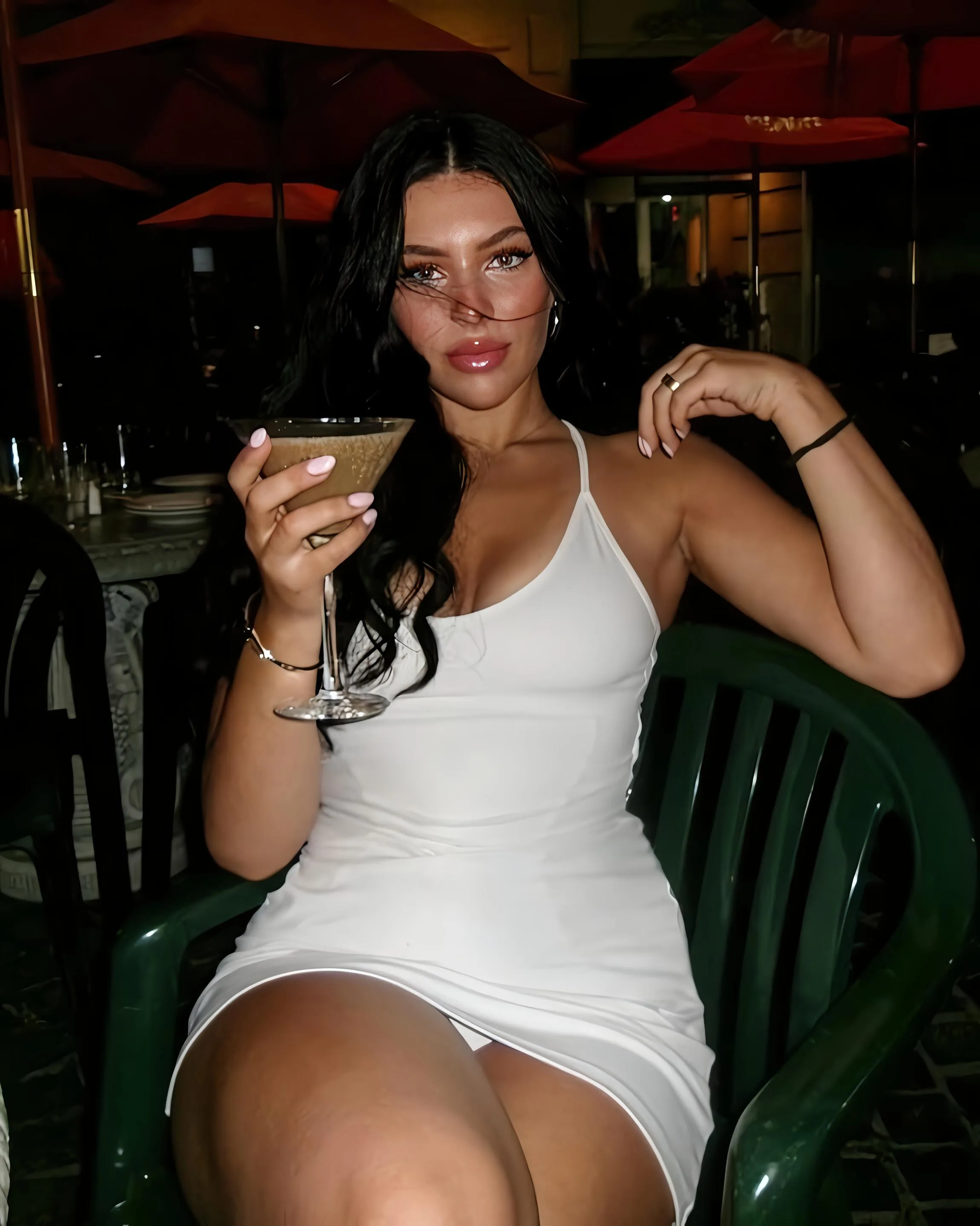 Gianna Sauco photo 10 — Blue, Caucasian