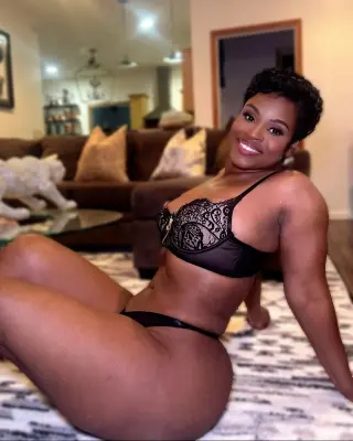 Gigi Empress photo 7 — Black, Influencer, Plus Size Model