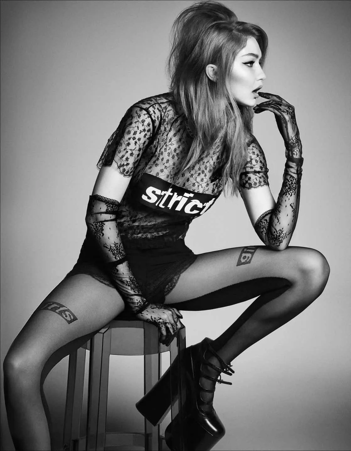 Gigi Hadid photo 2 — Blonde, Slim