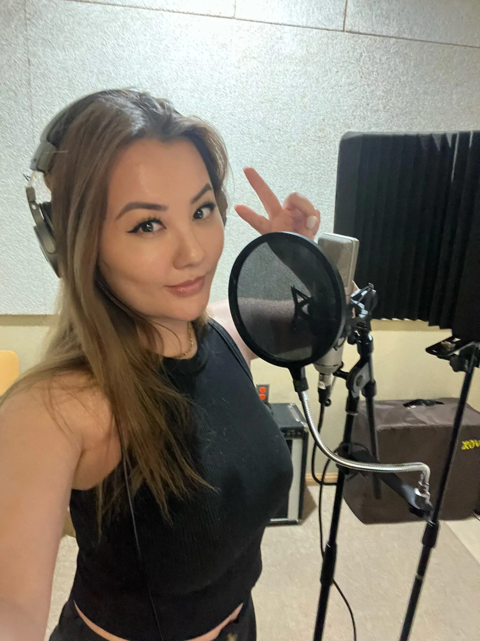 Gina Darling photo 6 — Gamer, Glamour Model, Influencer, TikTok Star, TV Host (former), Voice Actress, YouTuber, American