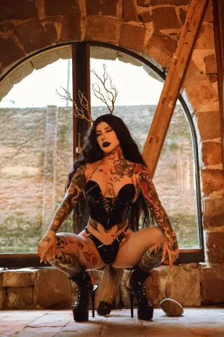 Giu Hellsing photo 18 — Athletic, Brown