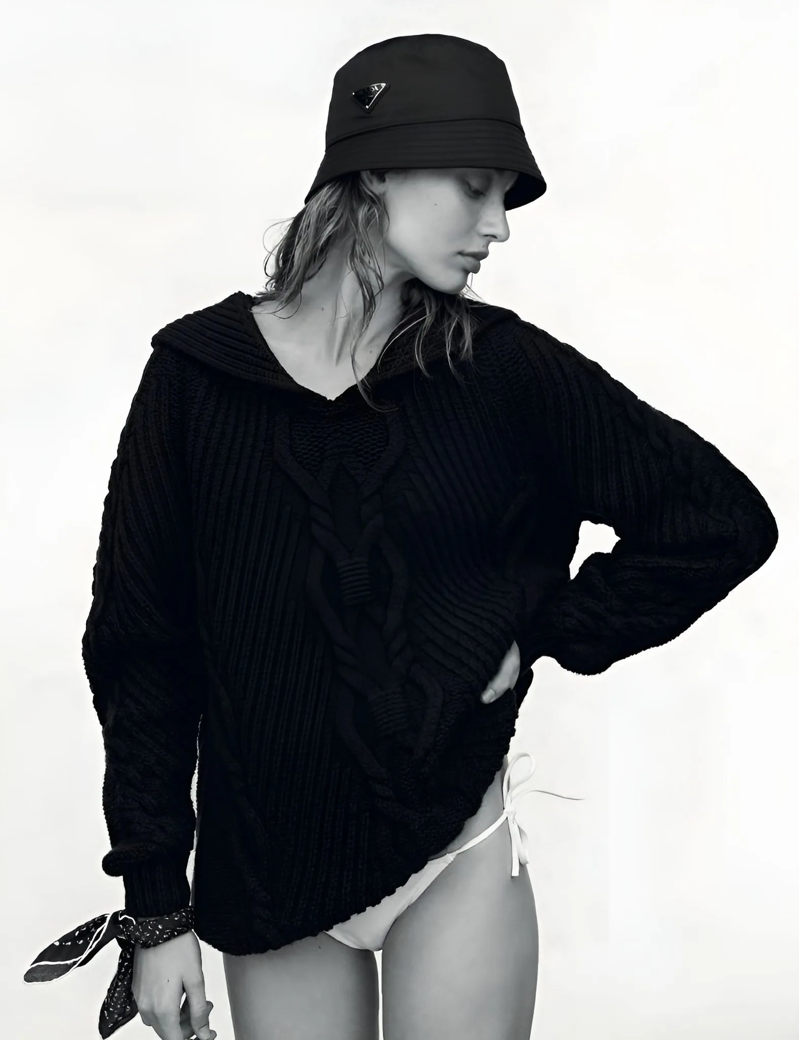 Giulia Maenza photo 16 — Italian, Brown