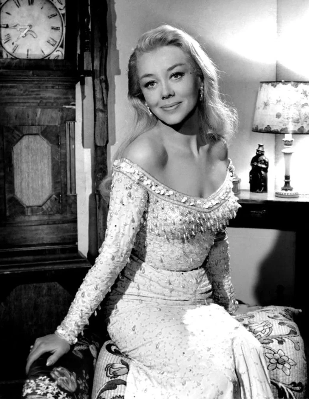 Glynis Johns photo 6 — Actress (former), Musician (former), British),  (South African),  (American