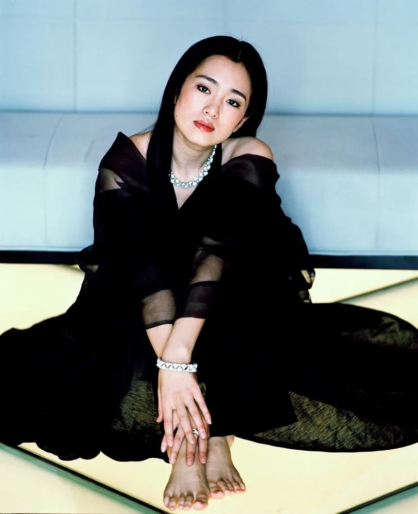 Gong Li photo 10 — Brown, Asian