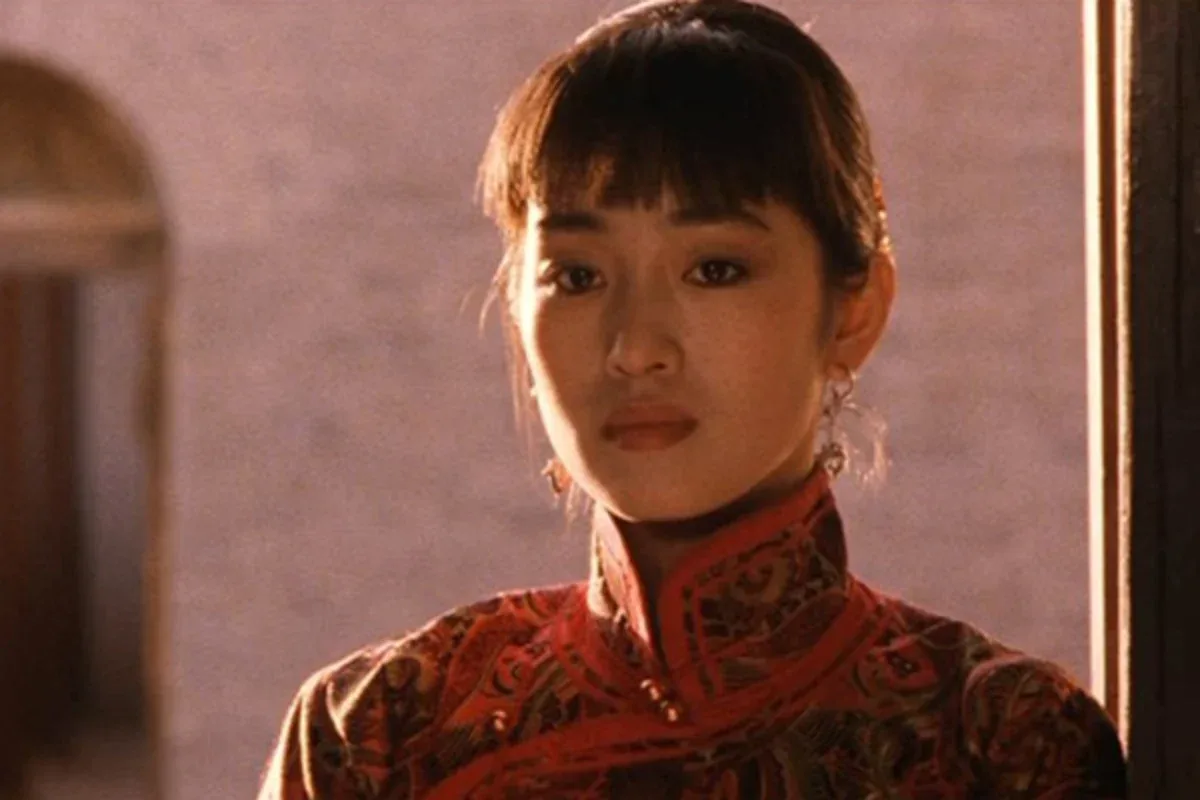 Gong Li photo 4 — Brown, Asian