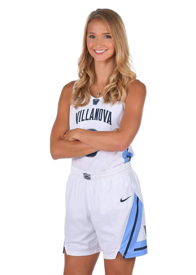 Grace Lange photo 18 — Beauty pageant contestant (former), Lawyer, Sportswoman: Basketball Player (former), American