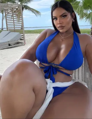 Gracie Bon photo 11 — Latin, Influencer, Plus Size Model, Porn Star, YouTuber