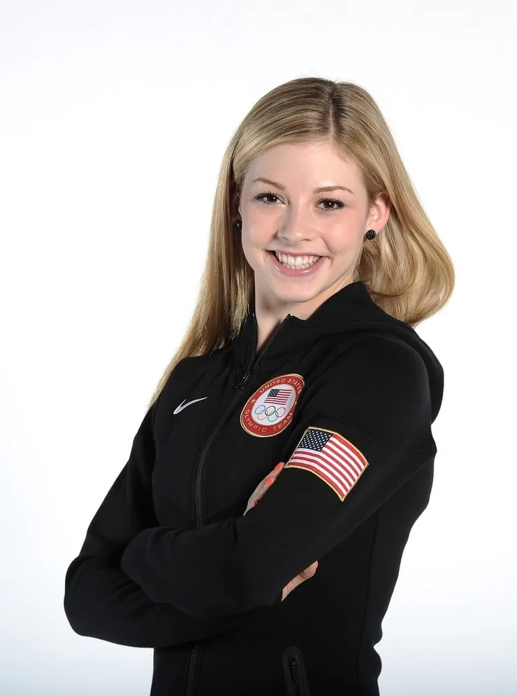 Gracie Gold photo 3 — Slim, Brown