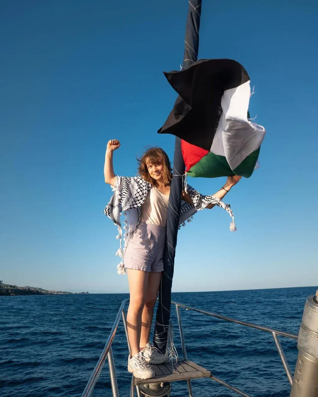 Greta Thunberg photo 2 — Brown, Slim