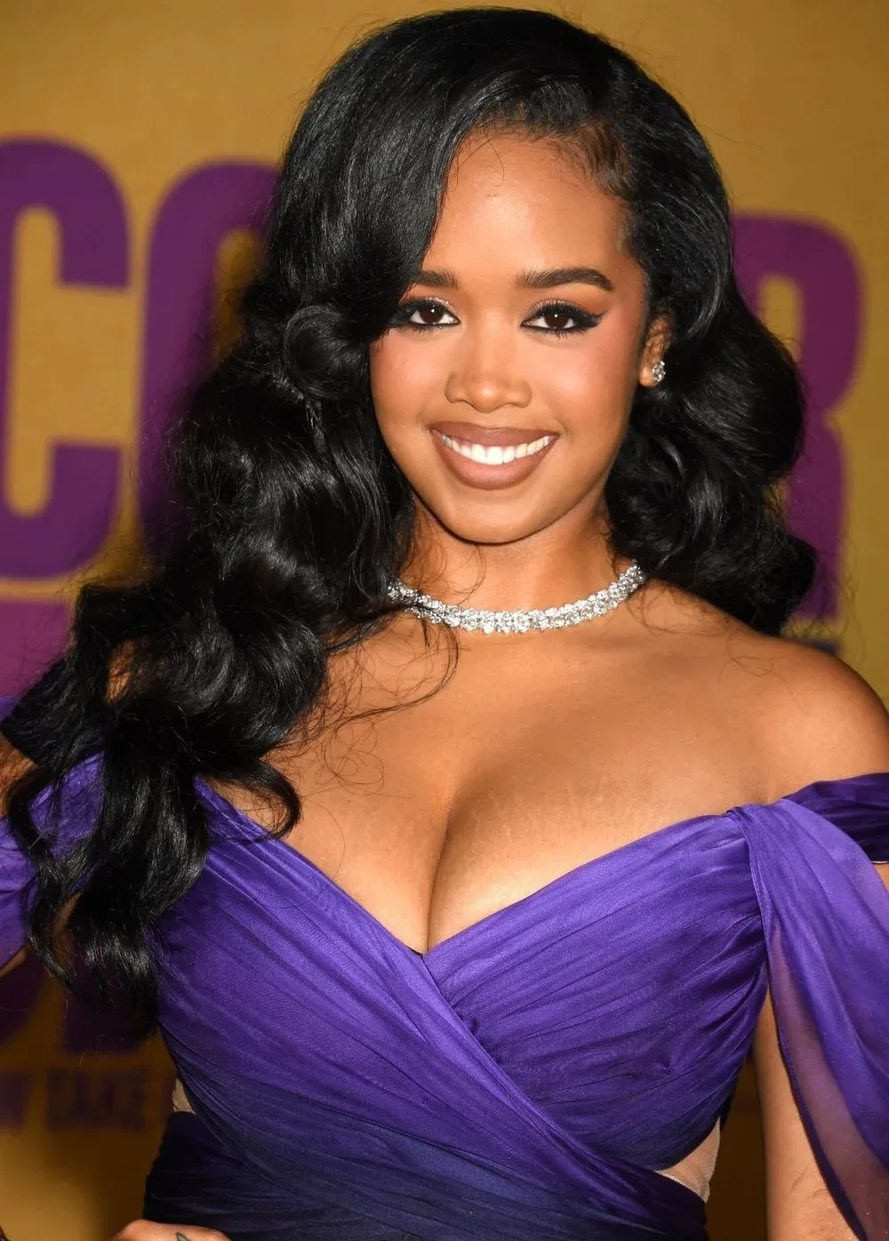 H.E.R. photo 5 — Mixed-race (primarily Black), Actress, Musician