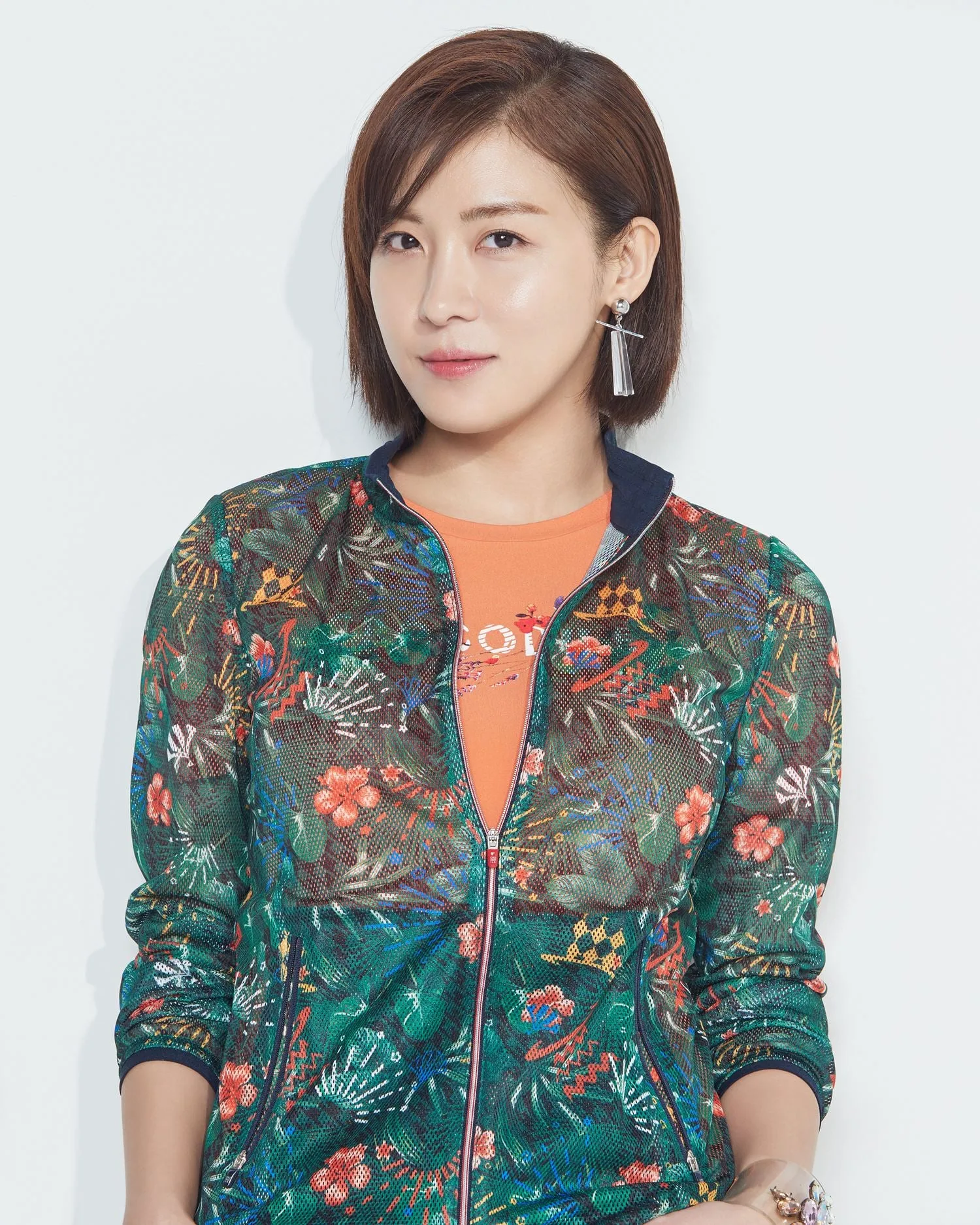 Ha Ji-won photo 3 — Hazel, Asian