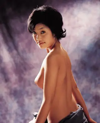 Hacelyn Joo photo 2 — Black, Slim