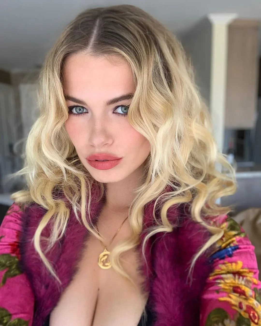Hailey Clauson photo 19 — American, Blonde