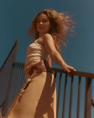 Haley Lu Richardson photo 14 — Blonde, Slim