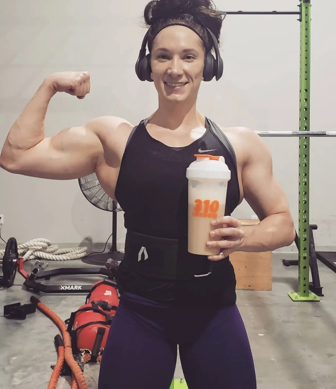 Hannah Hussein photo 23 — Mixed-race (primarily Middle Eastern), Adult Model, Bodybuilder, Camgirl, Fitness Model, Fitness Trainer, Podcaster, YouTuber