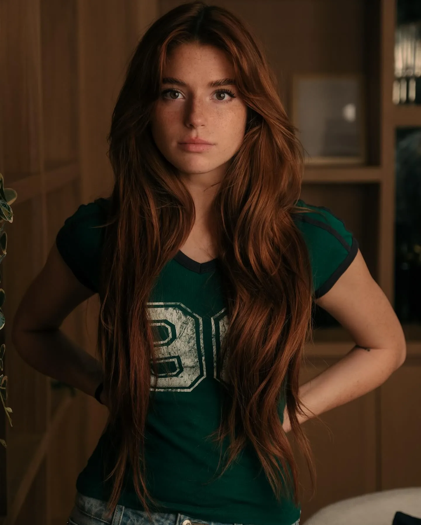 Hannah Stein photo 16 — Brown, Caucasian