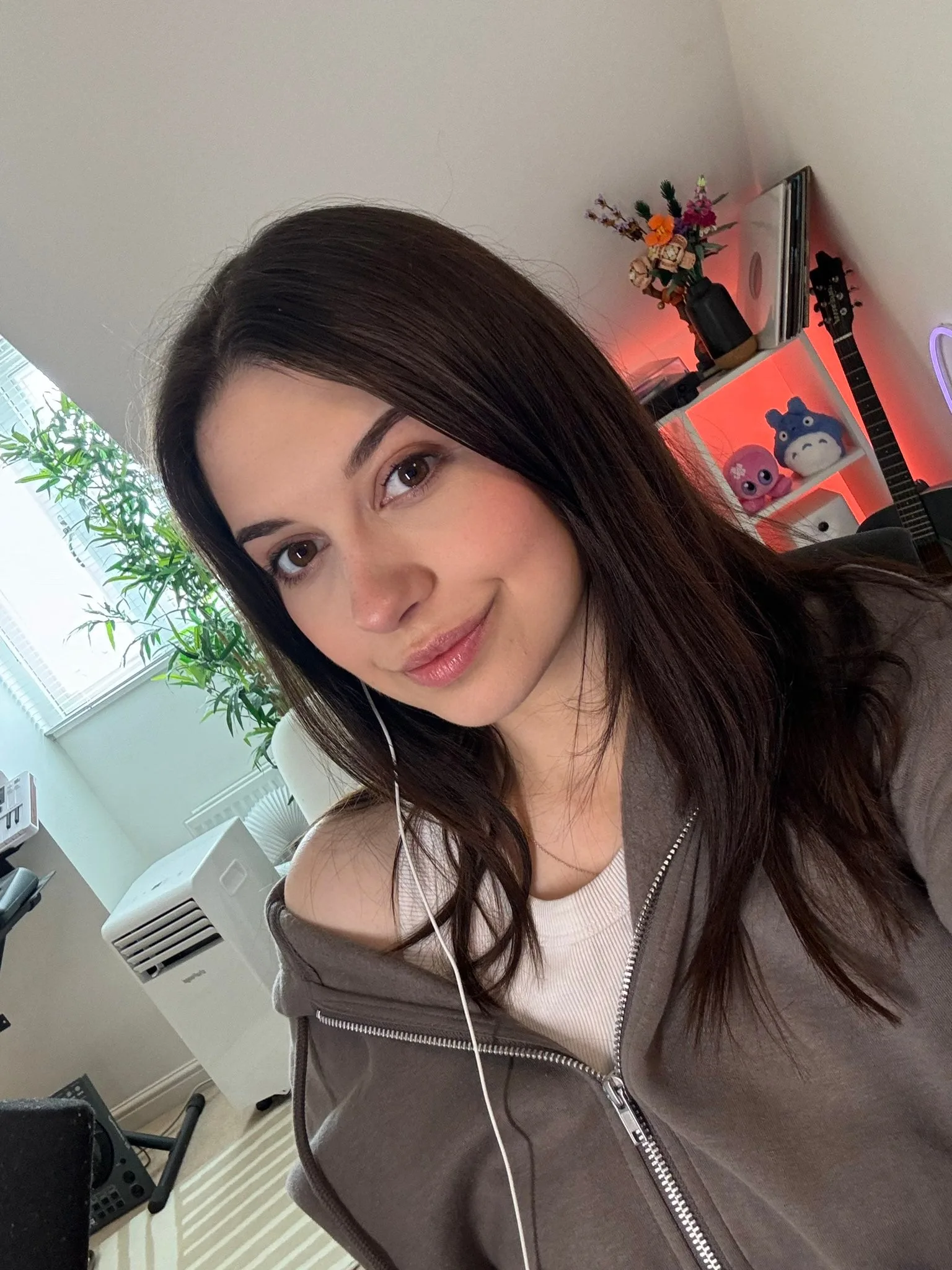 Harrie Silver photo 5 — Caucasian, Cosplayer, Gamer, TikTok Star, YouTuber