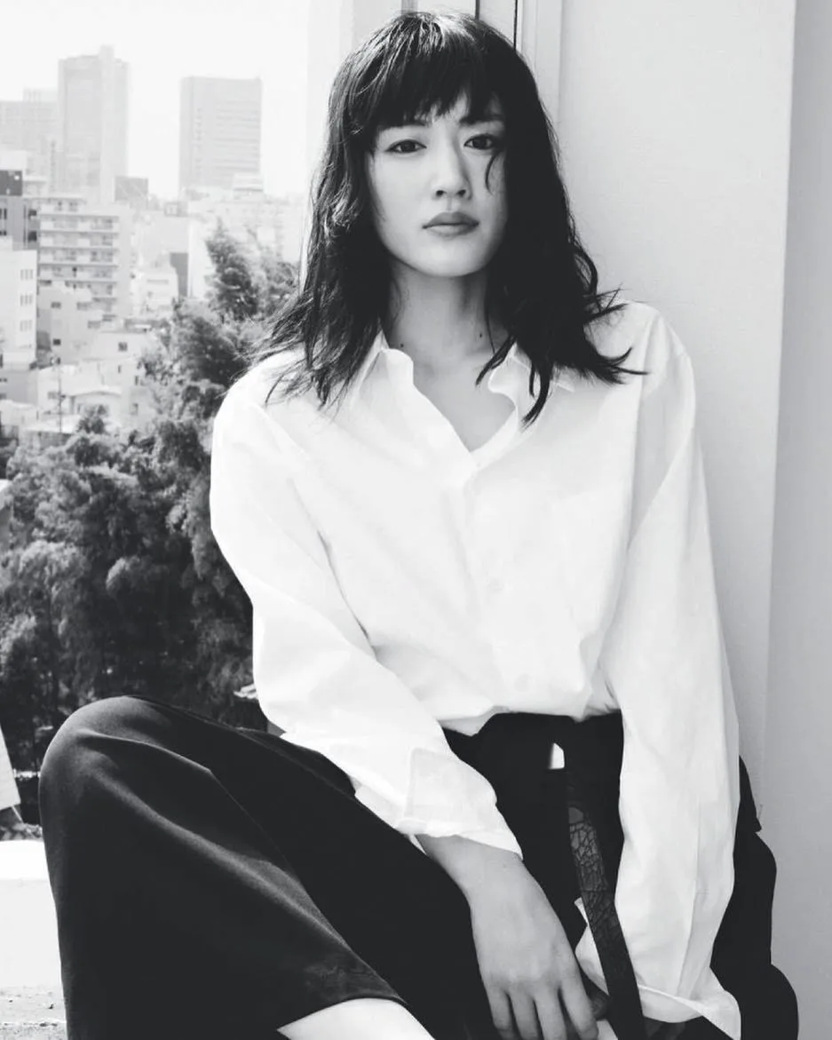 Haruka Ayase photo 7 — Japanese, Black