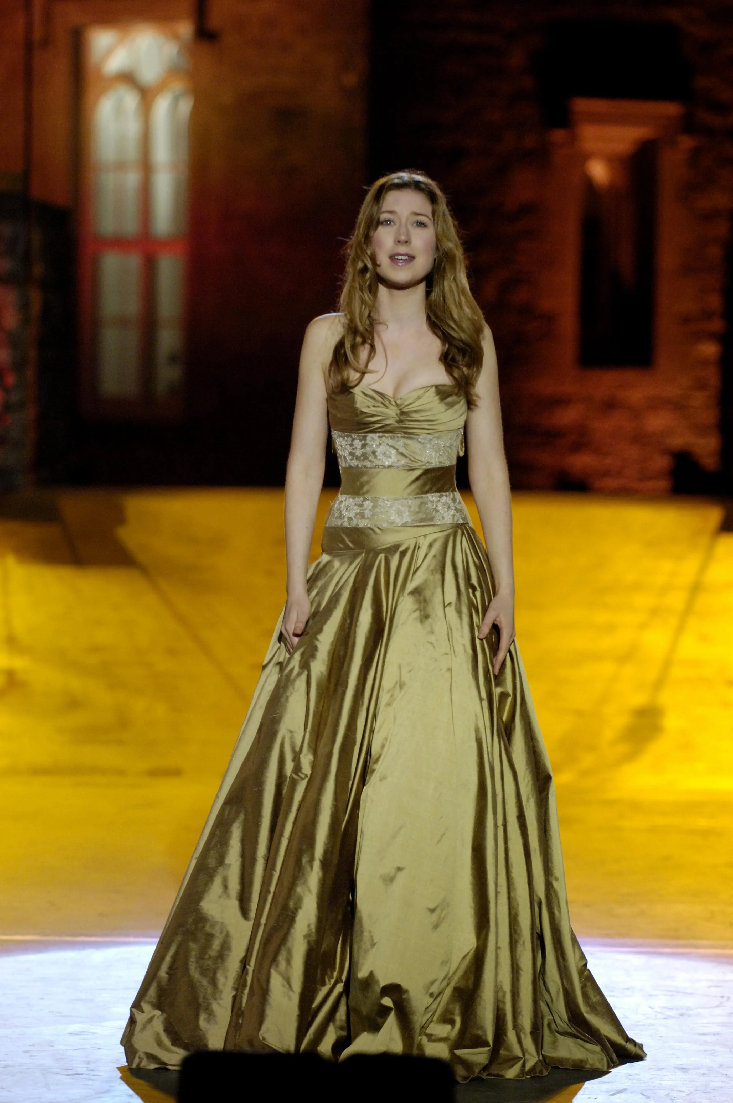 Hayley Westenra photo 16 — New Zealand, Brown