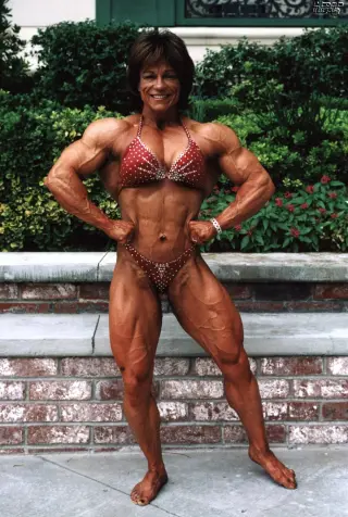 Helen Bouchard photo 6 — Muscular, Caucasian