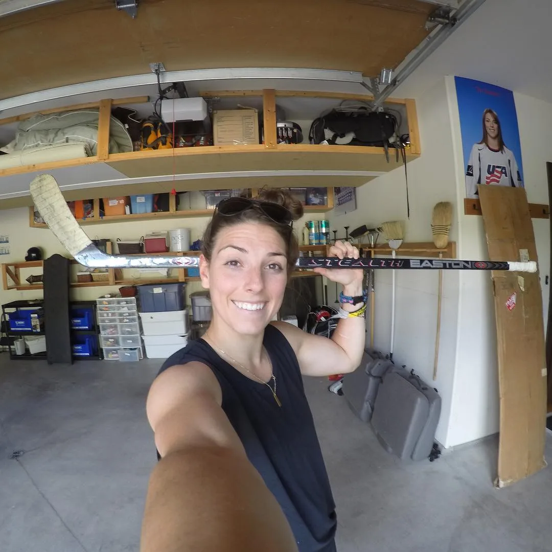 Hilary Knight photo 8 — Brown, Athletic