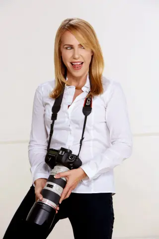 Holly Randall photo 6 — Adult Model, Director, Photographer, Podcaster, TikTok Star, YouTuber, American),  (British