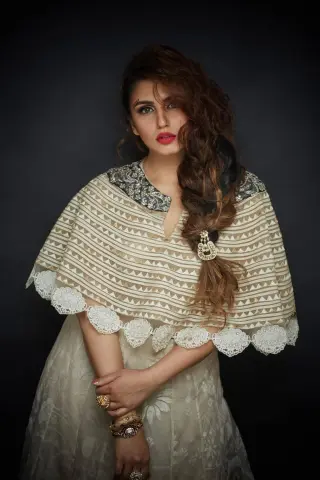 Huma Qureshi photo 13 — Indian, Black
