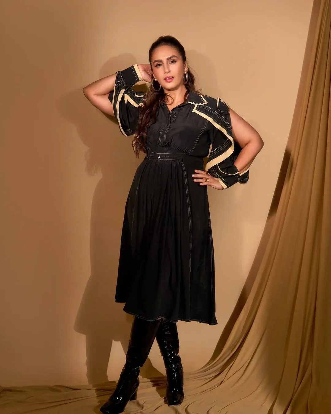 Huma Qureshi photo 3 — Chubby, Brown