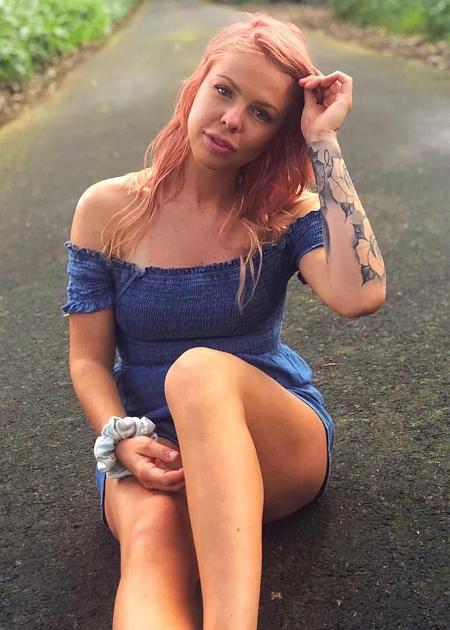 HunniBee ASMR — ASMR Star, Influencer, TikTok Star, YouTuber, Canadian