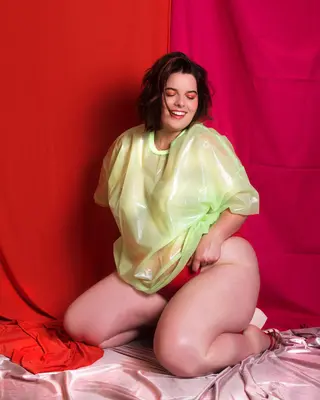 Iael Joly photo 9 — Caucasian, Plus Size Model