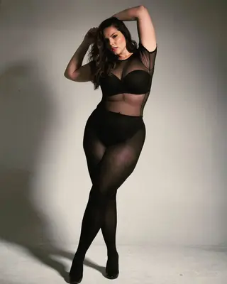Idaiane Wogel photo 1 — Brazilian, Brown