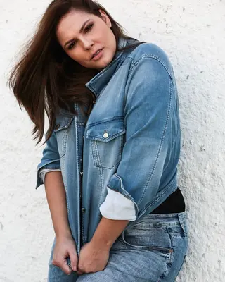 Idaiane Wogel photo 18 — Plus Size Model, Brazilian