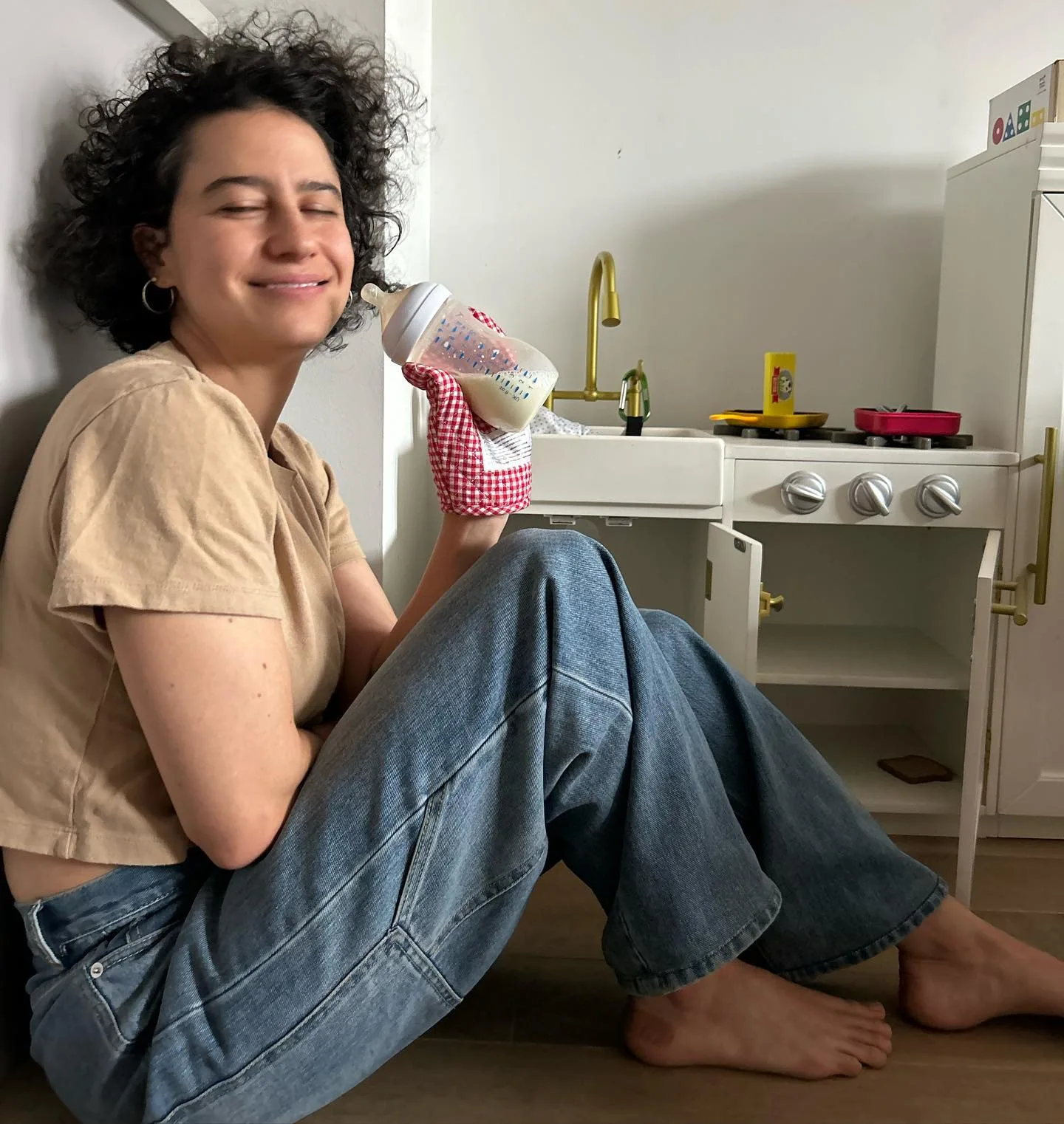 Ilana Glazer photo 6 — Actress, Comedian, Producer, American