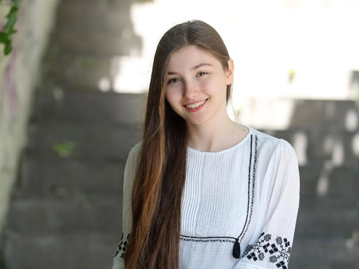 Ilayda Akdogan photo 5 — Actress, Turkish