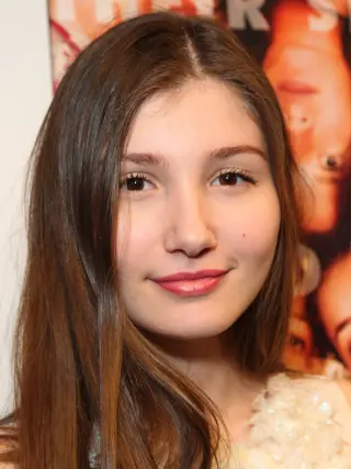 Ilayda Akdogan photo 6 — Turkish, Brown